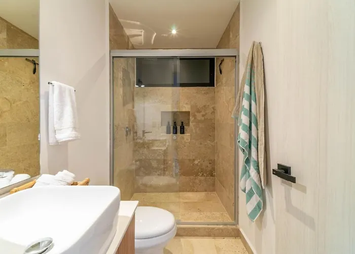 Lux 2 Bd Corner W Swim Up Pool Aldea Zama Holiday home